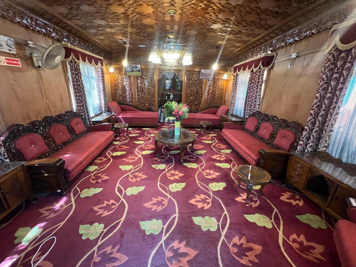 Aristotle Group Of Houseboats & Transportation Hotel Srinagar  Exterior photo